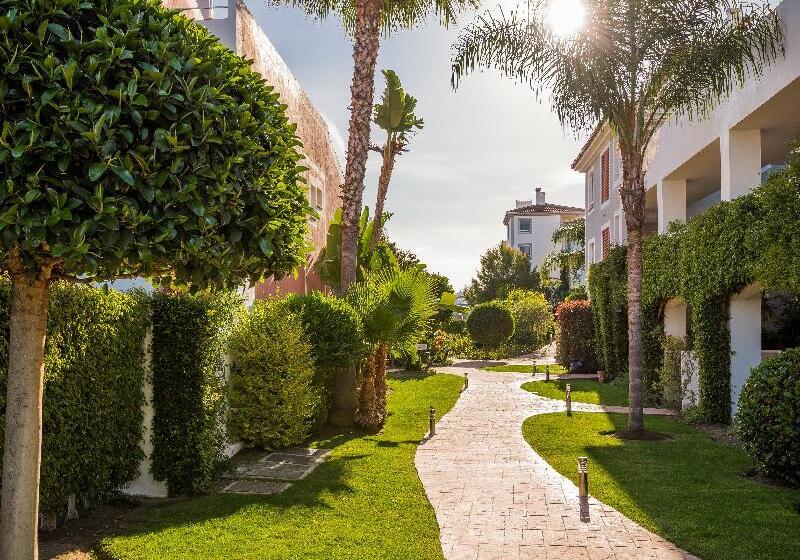 Cortijo Del Mar Resort