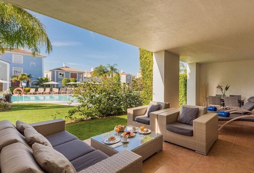 Cortijo Del Mar Resort