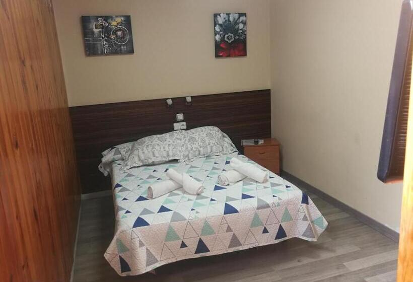Hostal Escarla