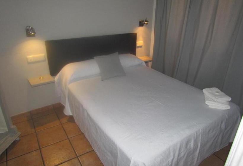 Hostal La Campana