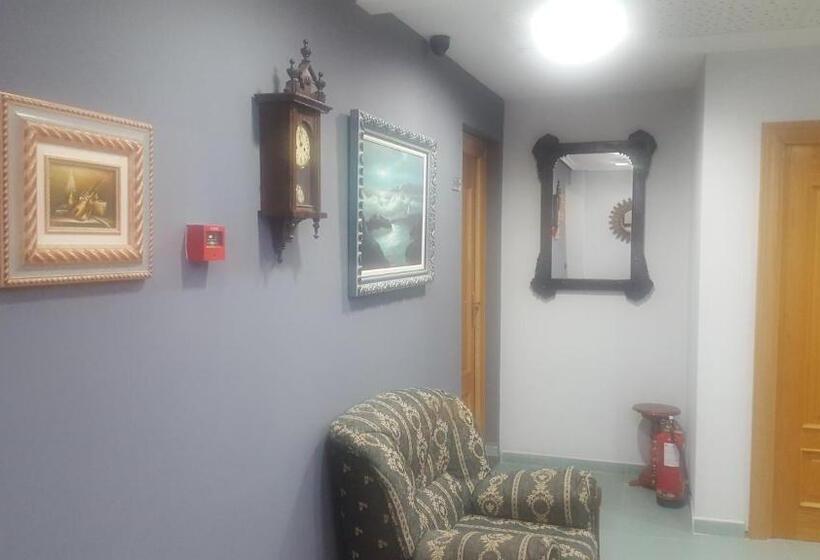 Hostal Restaurante Carolina