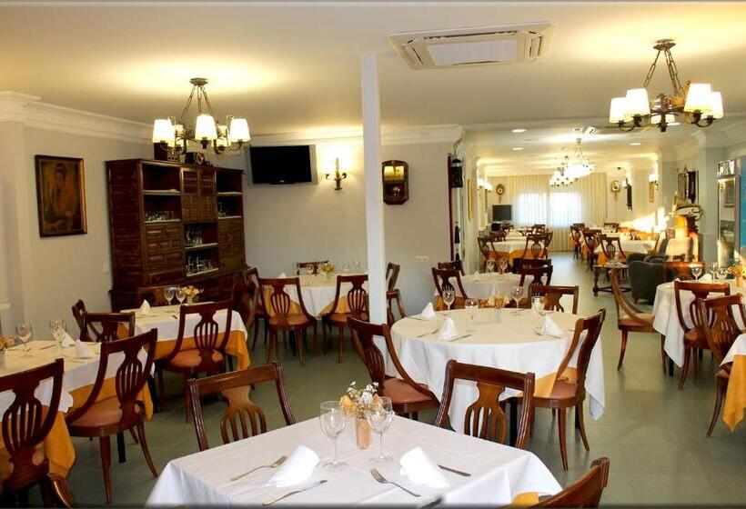 Hostal Restaurante Carolina