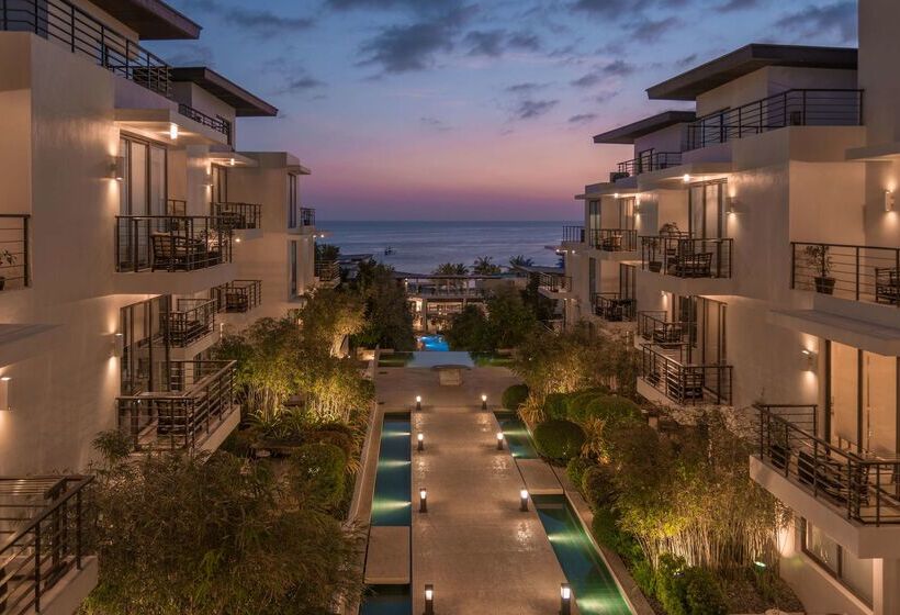 هتل Discovery Boracay