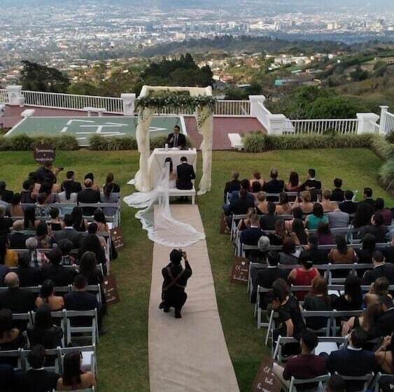 فندق Fogo Resort