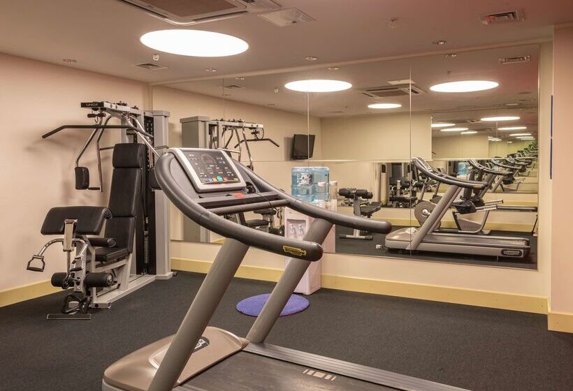 בית מלון כפרי Park Inn By Radisson Kazan