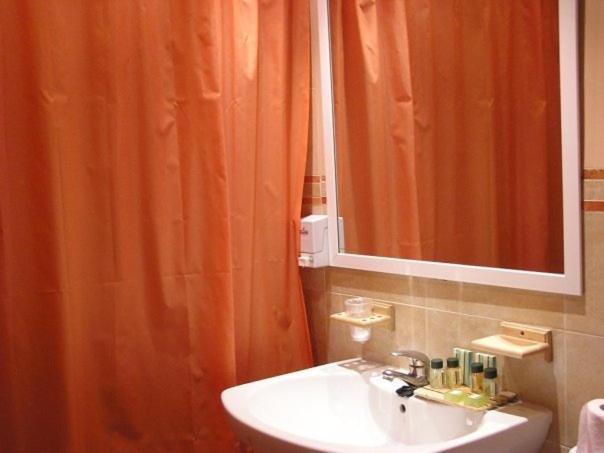 فندق ريفى Arcas De Agua