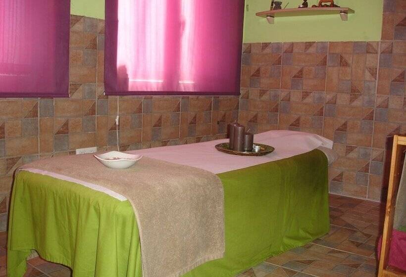 فندق ريفى Balneario Almeida Dama Verde