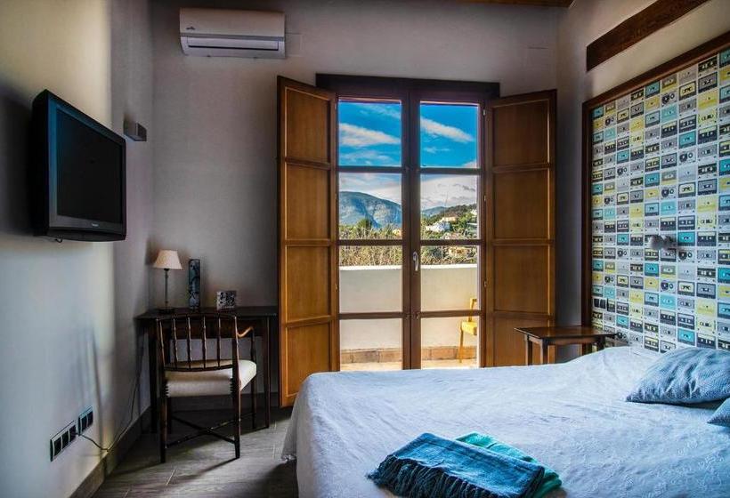 田舎風ホテル Castell De La Solana