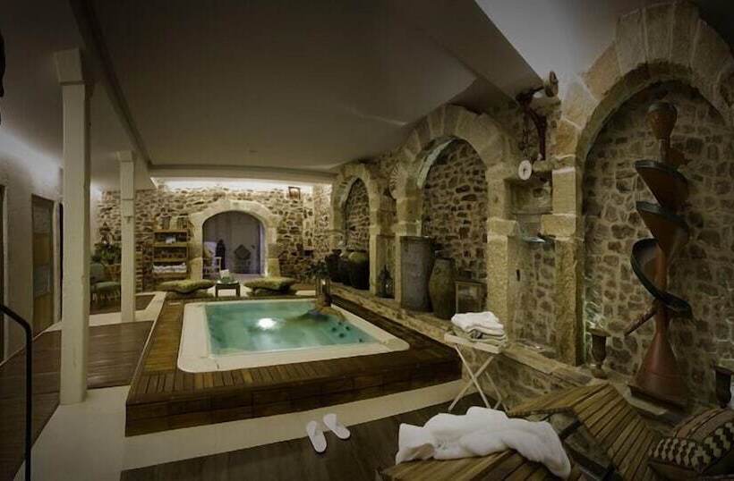 فندق ريفى El Morendal