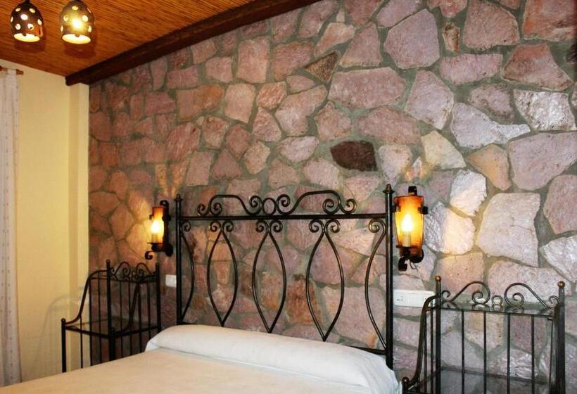 בית מלון כפרי El Ventorro Hospederia Rural