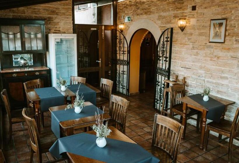 בית מלון כפרי Hospedería Ballesteros