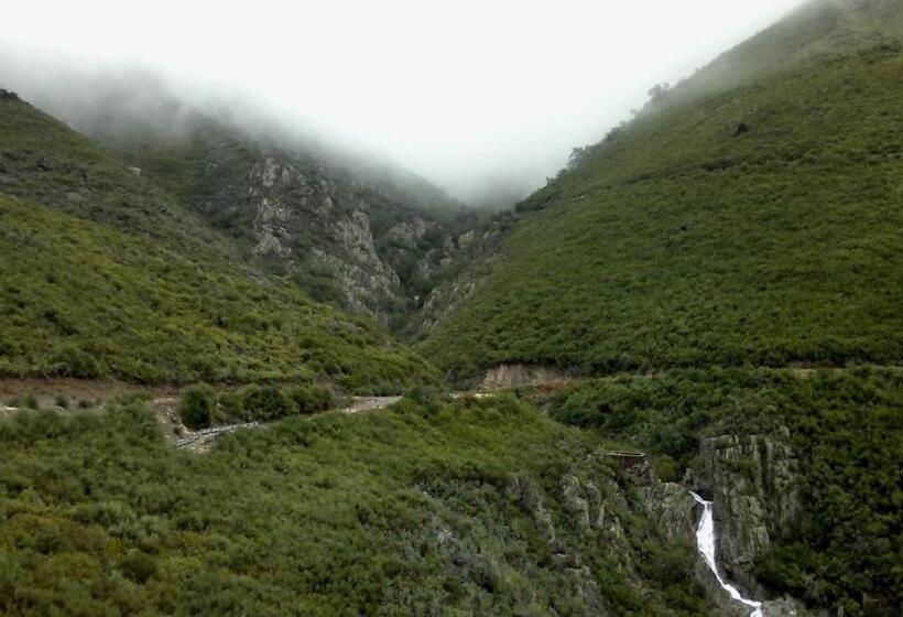 فندق ريفى La Posada Del Casar