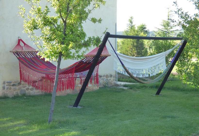 فندق ريفى Albergue Bioclimático Sabinares Del Arlanza