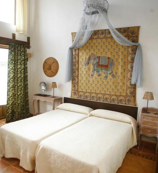 فندق ريفى Albergue Bioclimático Sabinares Del Arlanza