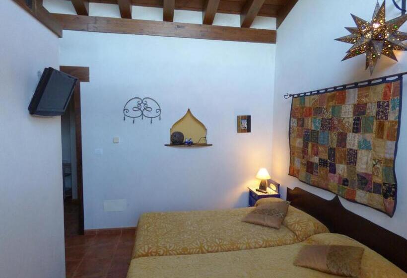 فندق ريفى Albergue Bioclimático Sabinares Del Arlanza