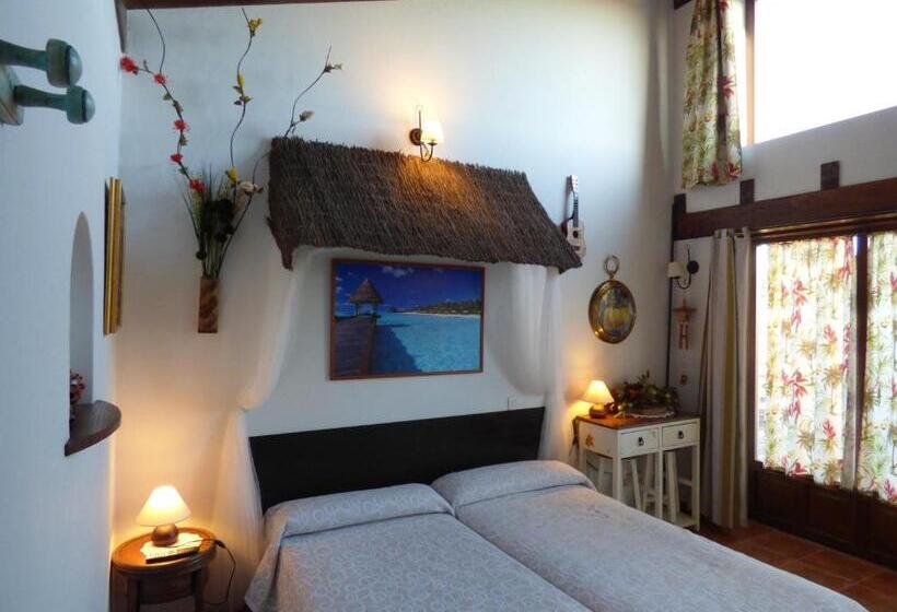 فندق ريفى Albergue Bioclimático Sabinares Del Arlanza