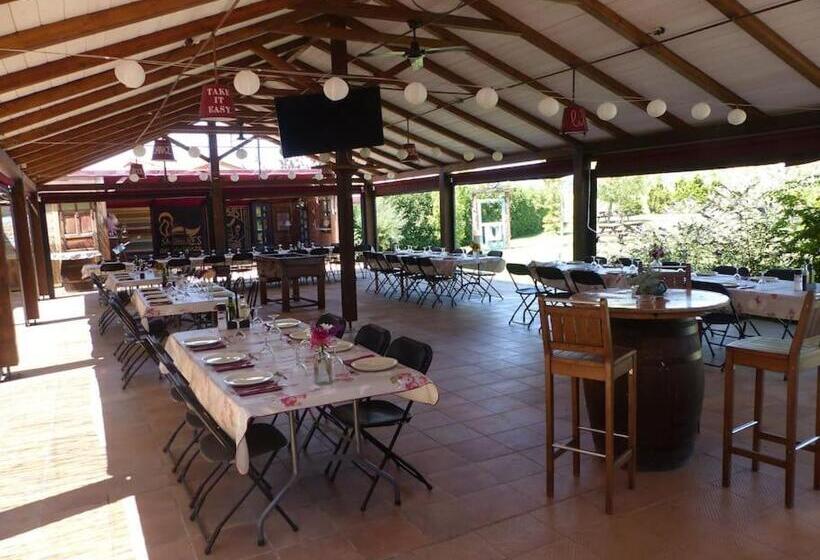 فندق ريفى Albergue Bioclimático Sabinares Del Arlanza