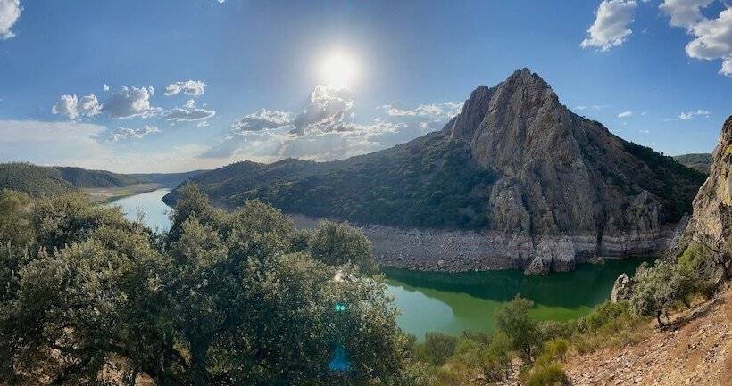 Palacio Viejo De Las Corchuelas