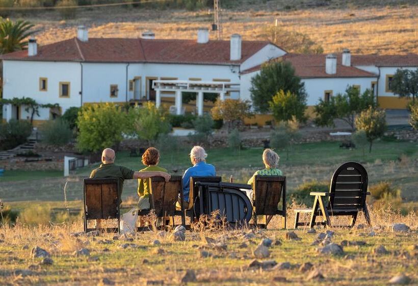 Palacio Viejo De Las Corchuelas