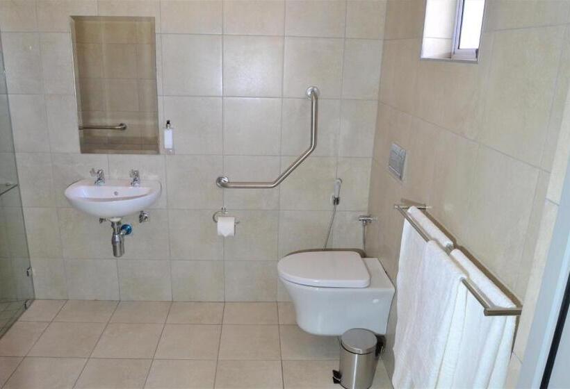 צימר Golf Course Boutique Guesthouse