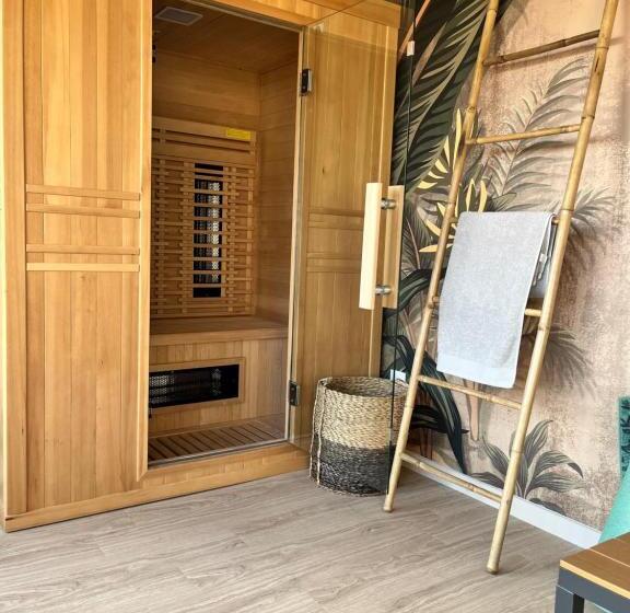 ベッドアンドブレックファースト Maison D Hôtes ôvillage