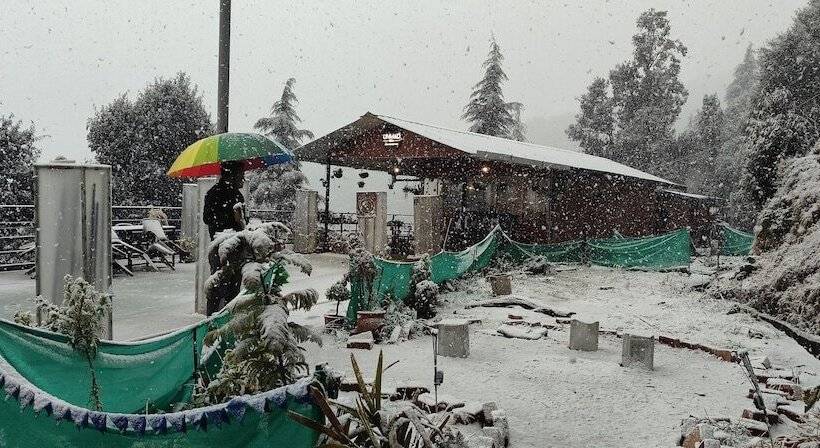 مبيت وإفطار The Unmad