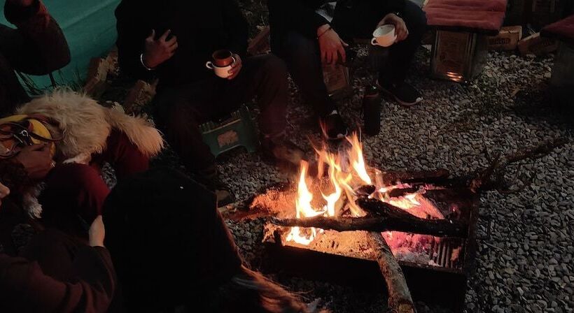 مبيت وإفطار The Unmad