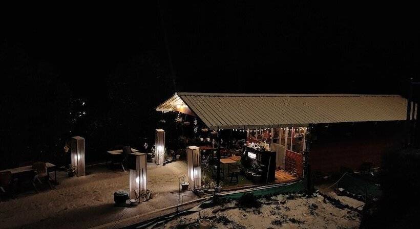 مبيت وإفطار The Unmad