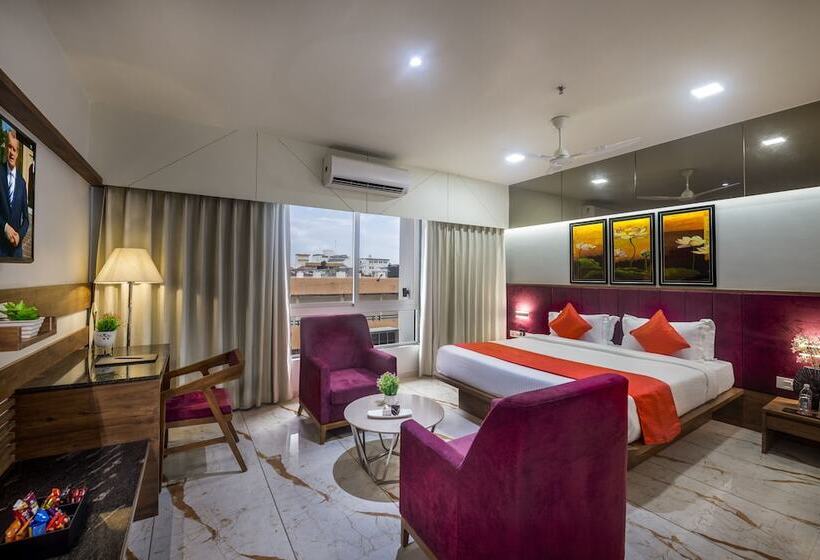 酒店 Angel Lords Eco Inn Amreli