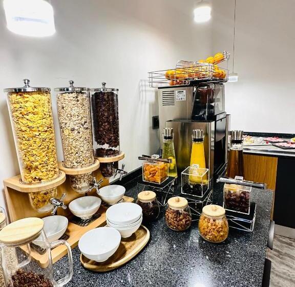 Brit Hotel Paris Orly Rungis