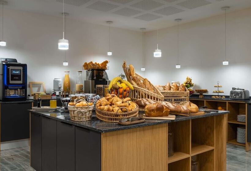 Brit Hotel Paris Orly Rungis
