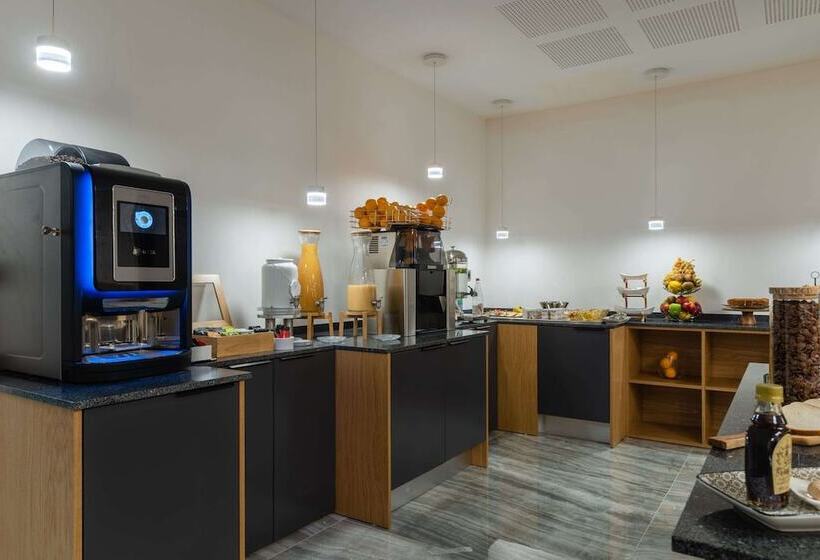 Brit Hotel Paris Orly Rungis