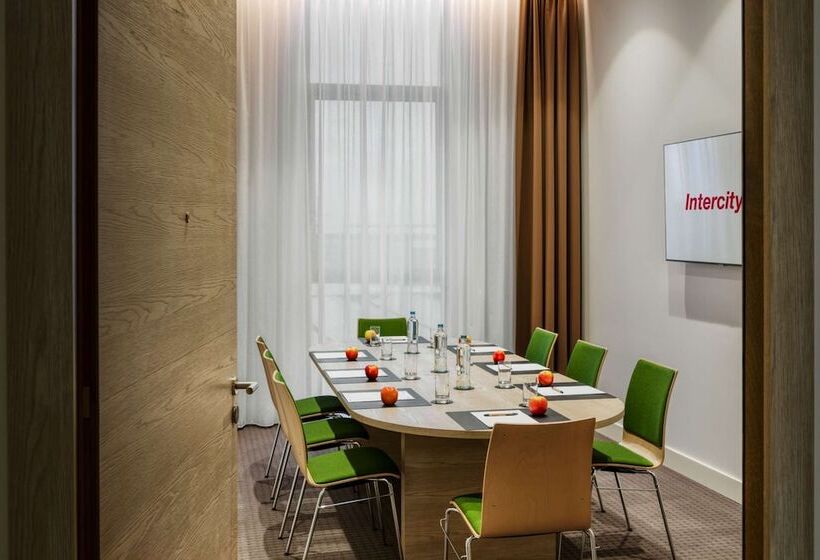 Intercityhotel Amsterdam Schiphol Airport