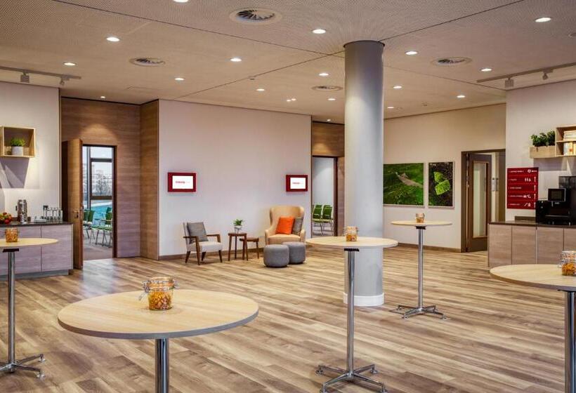 Intercityhotel Amsterdam Schiphol Airport