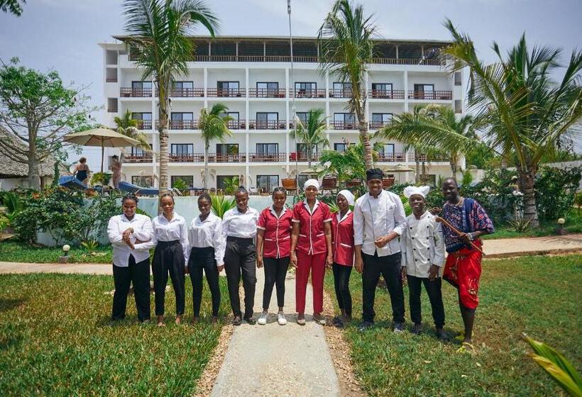 هتل Malika Nungwi