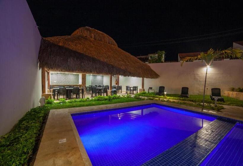 ホテル Mayev Express