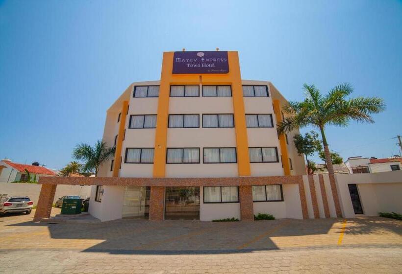 ホテル Mayev Express