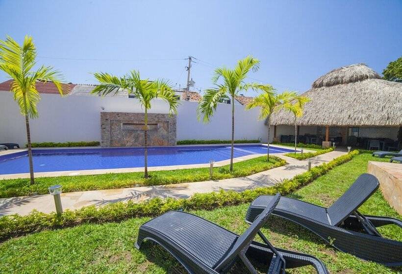 ホテル Mayev Express