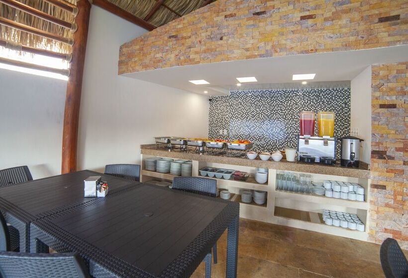 ホテル Mayev Express