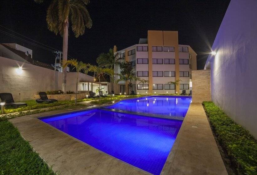 ホテル Mayev Express