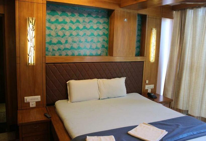 Отель Nk International