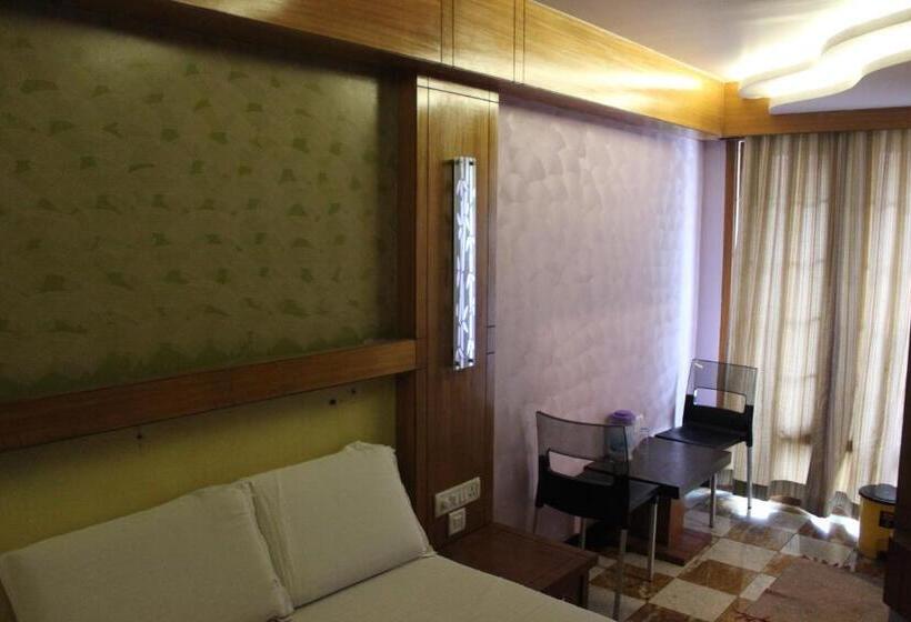 Отель Nk International