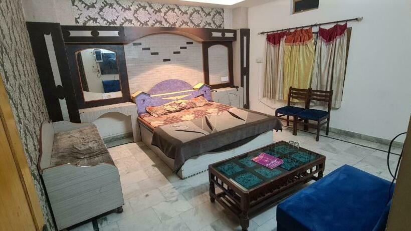 호텔 Oyo 83466  Kamal