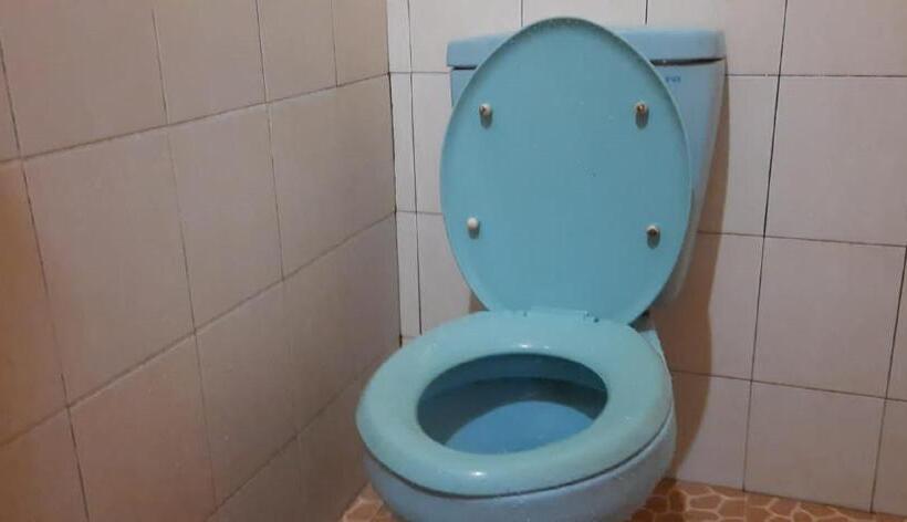 Отель Oyo 90706 Kost Alam Jaya Syariah