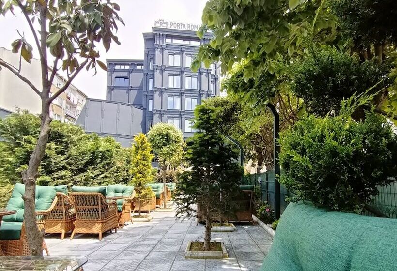 هتل Porta Romanos