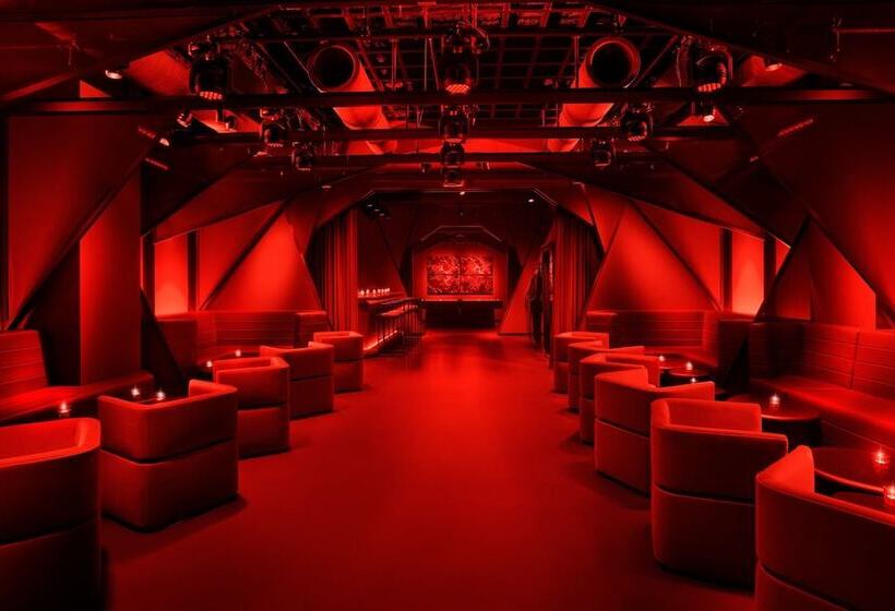 هتل The Reykjavik Edition