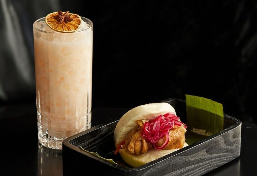 هتل The Reykjavik Edition