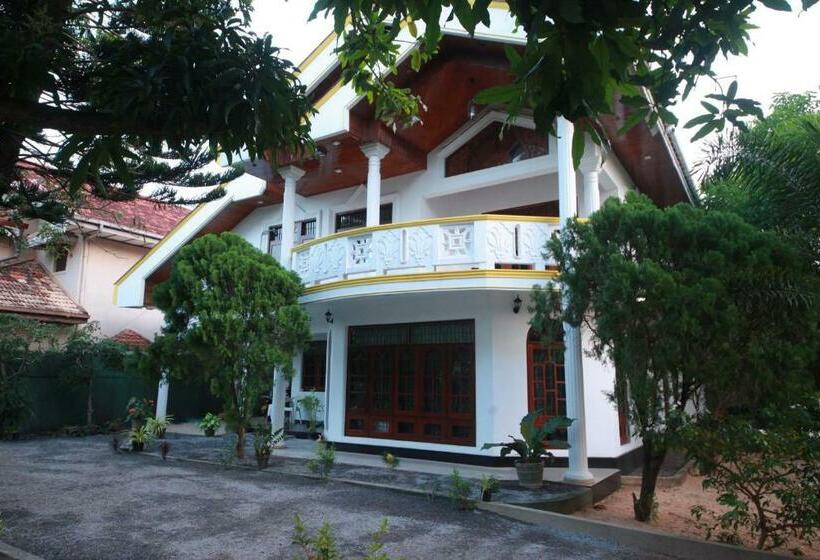 膳宿费 Airport Residence Inn