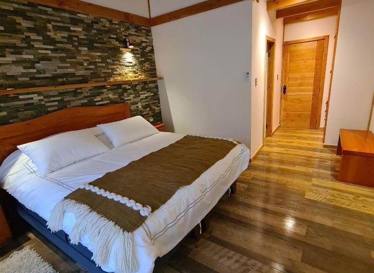 بنسيون Cerveceria Y Hosteria Lican