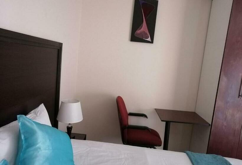 פנסיון Lala Poa Guest House